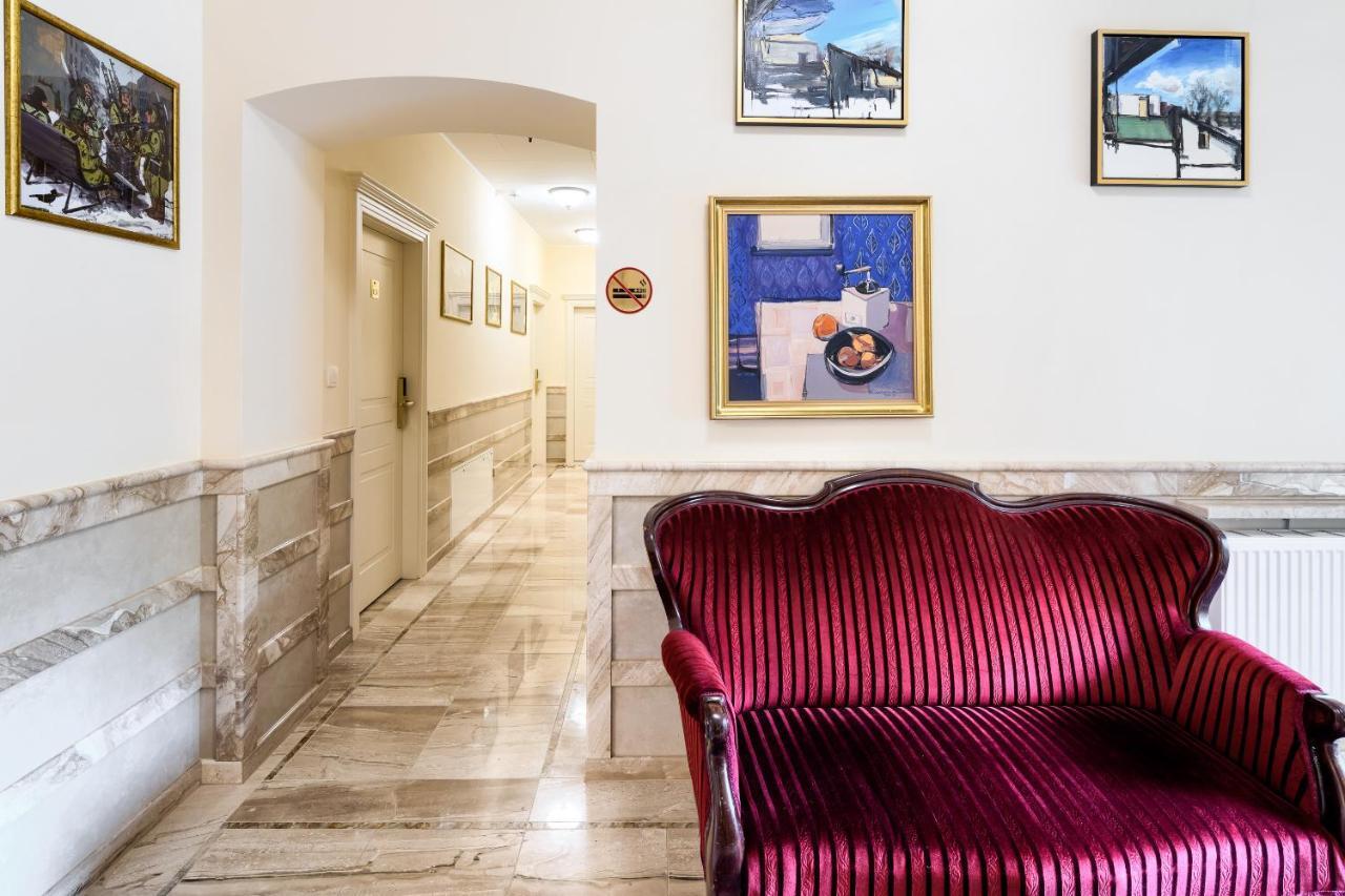 Apartamenty Pod Baranem Краков Экстерьер фото